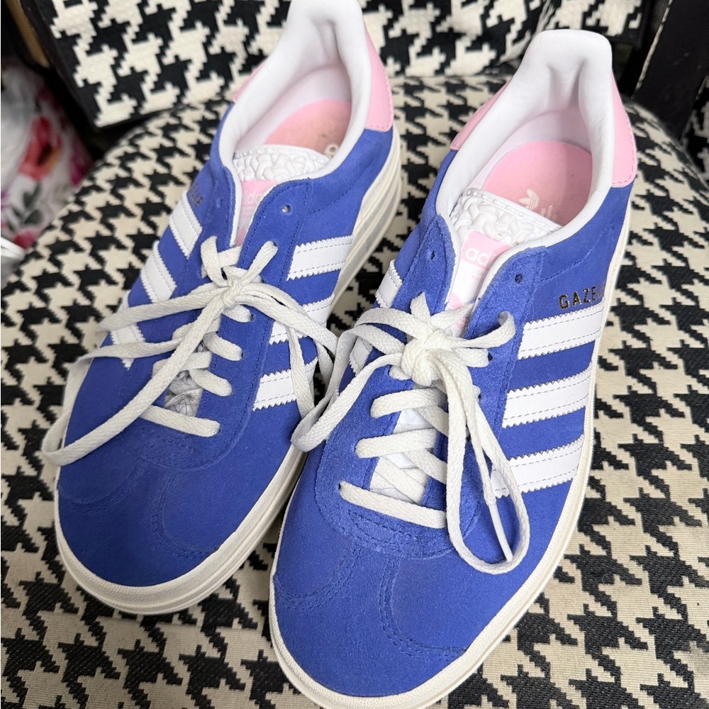 Adidas Women's Gazelle Blue and Pink Sneakers